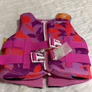 Speedo Pink Purple Floral Junior Life Vest .